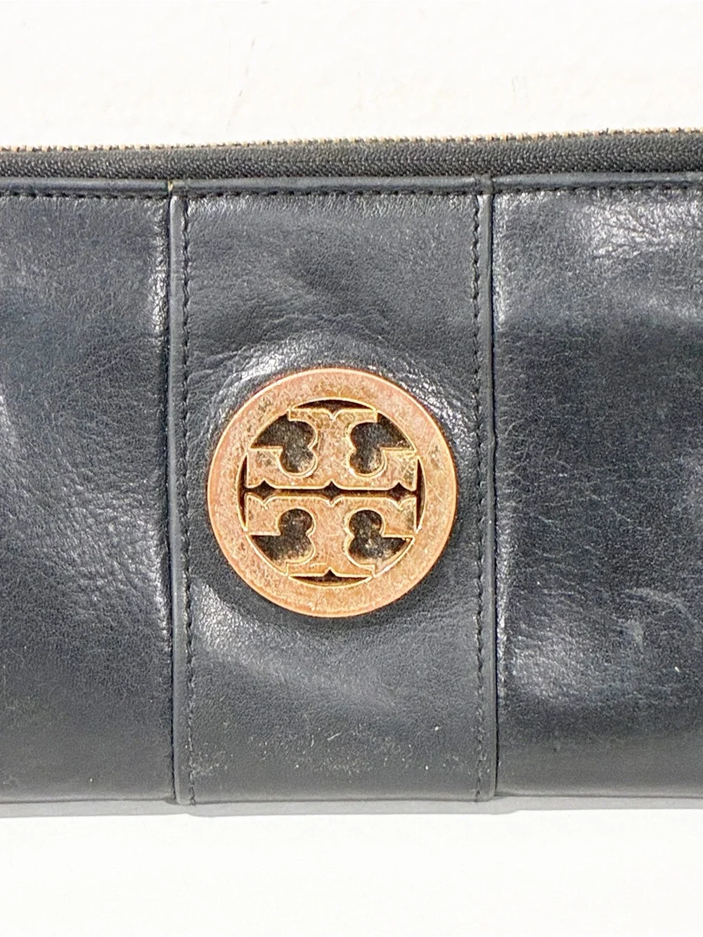Tory Burch Carson Zip Continental Wallet Black Soft Leather Gold Hardware